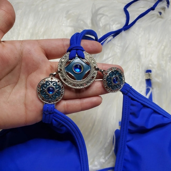 Zeugari Royal Bikini Top - Picture 2 of 7